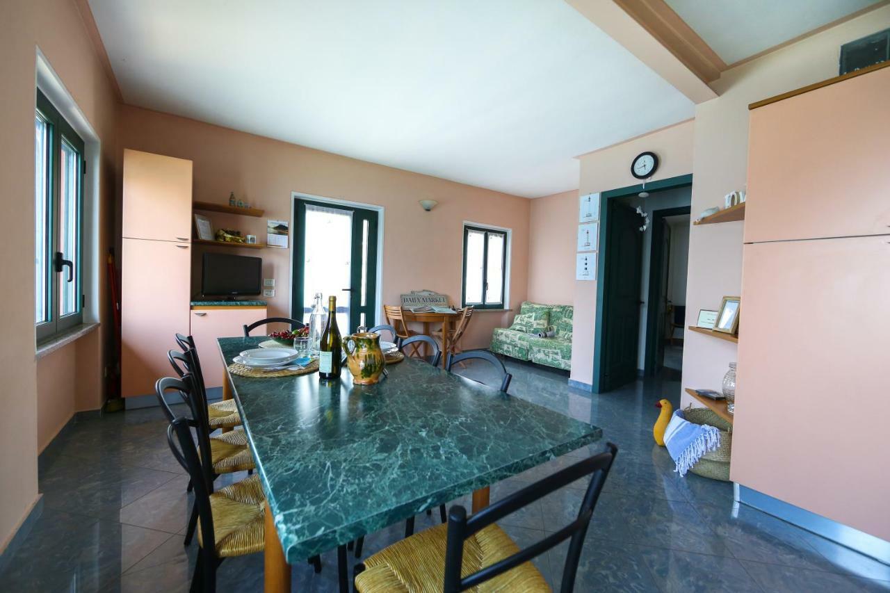 La Casa Sul Lago D'Iseo Sulzano Exteriör bild